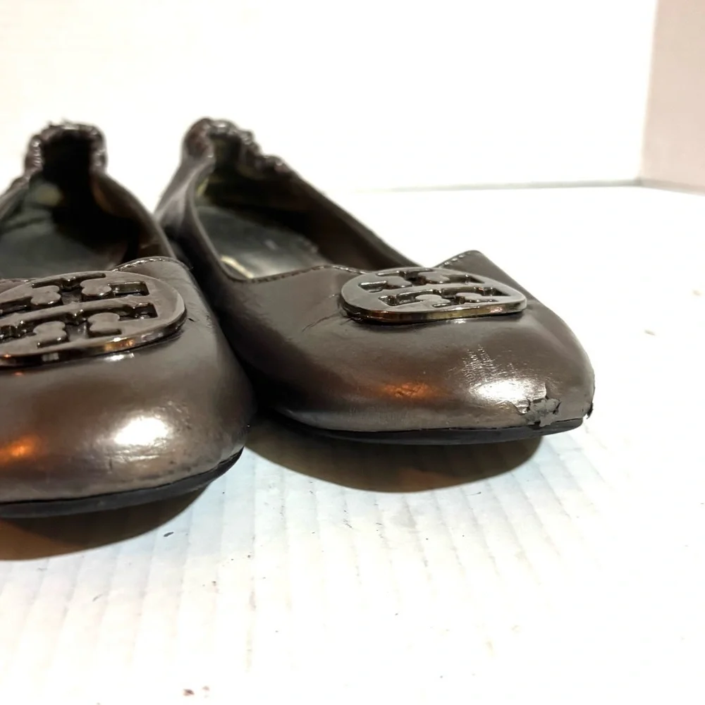 Tory Burch leather ballet flats round toes